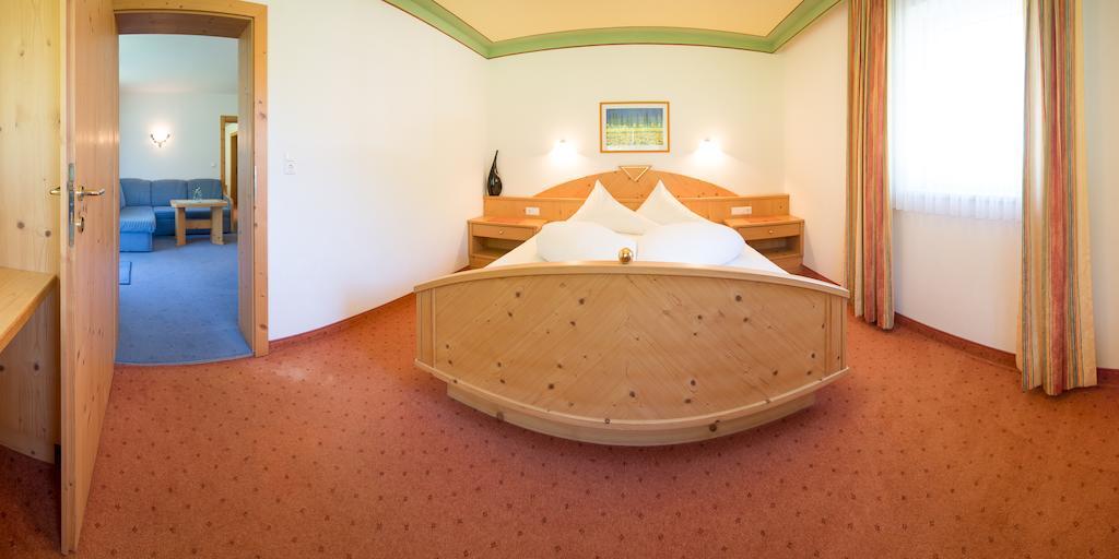 Appartementhaus Pinnisblick Neustift im Stubaital Esterno foto